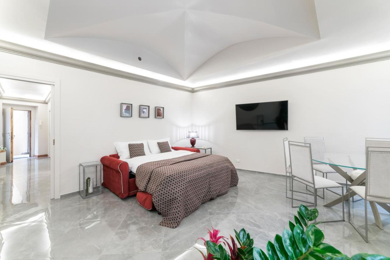 Bmga L Viapaola43 Palace Aparthotel