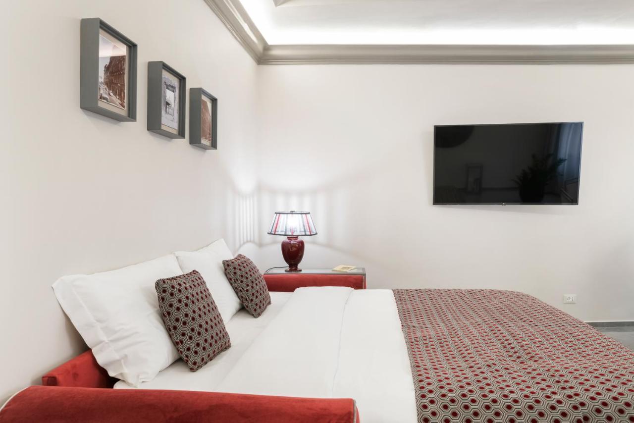 Bmga L Viapaola43 Palace Aparthotel *