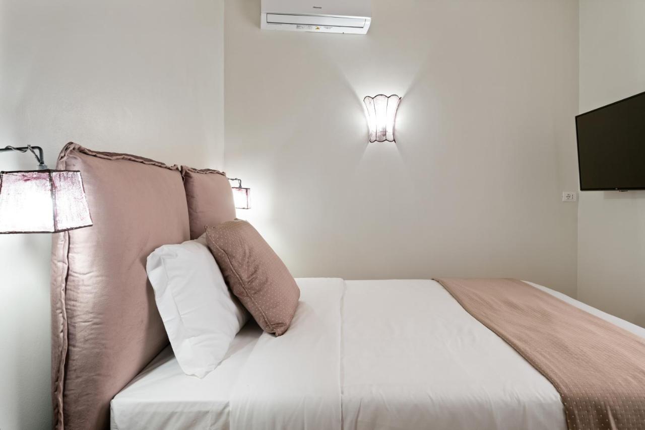 Aparthotel Bmga L Viapaola43 Palace